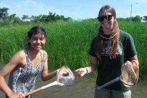 campers-with-dip-nets